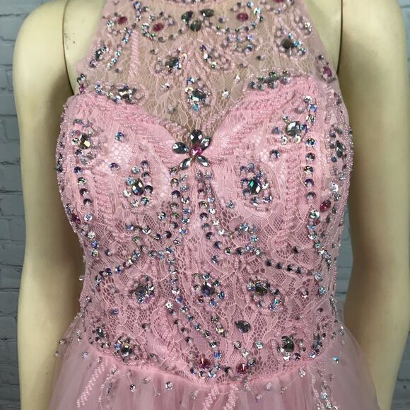 Beaded Lace Bodice Homecoming Dress w/ Layers of Tulle & satin see measurements - Picture 8 of 10